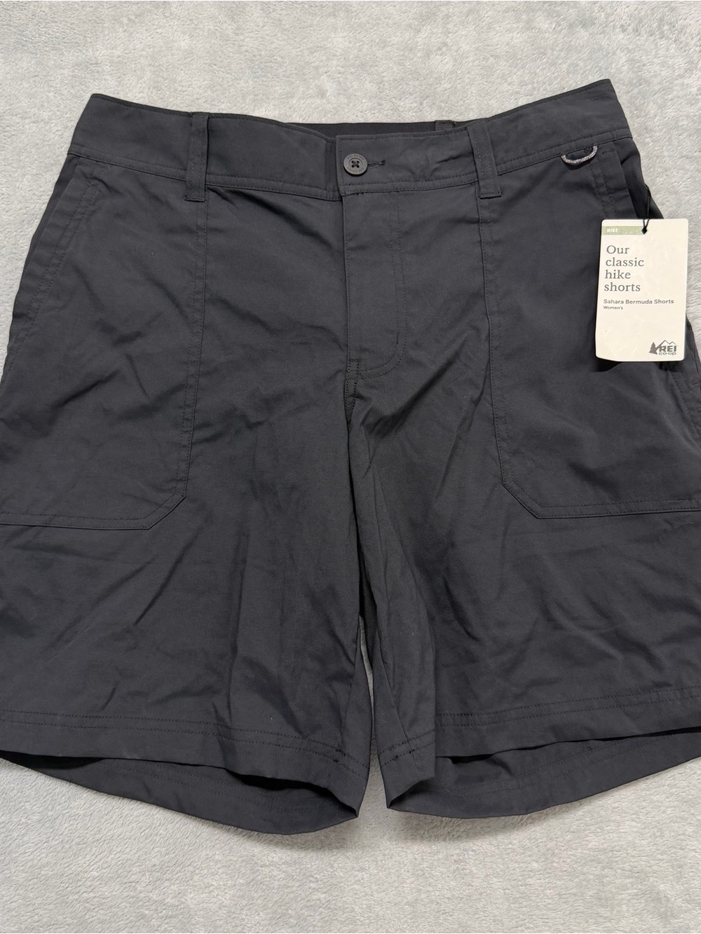 NEW REI Shorts Womens 12 Sahara Bermuda Hiking Hike Camp Outdoors Utility Black